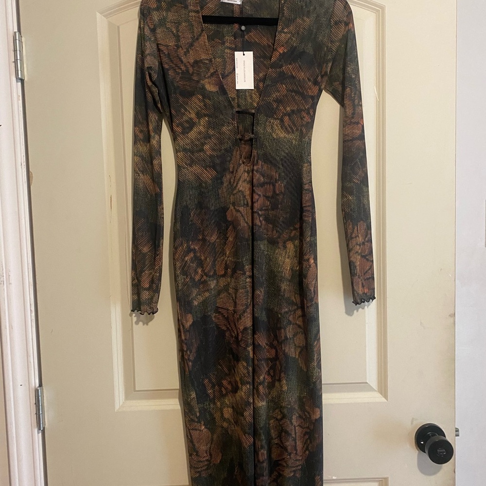 RESA Sheer Mesh Maxi Dress • Size S • Plunge Neck • Back Slit - Picture 8 of 8